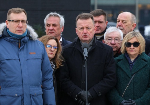 To była pierwsza taka miesięcznica smoleńska od lat! Zabrakło na niej Jarosława Kacz…