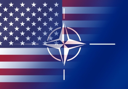 Politico: USA chcą zmiany podporządkowania trzech dowództw NATO