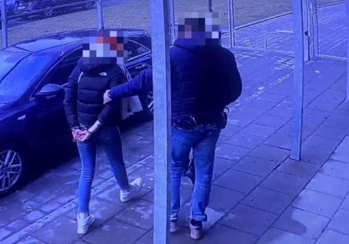 Agresywna turystka w Karpaczu rzucała się do bicia policjantów
