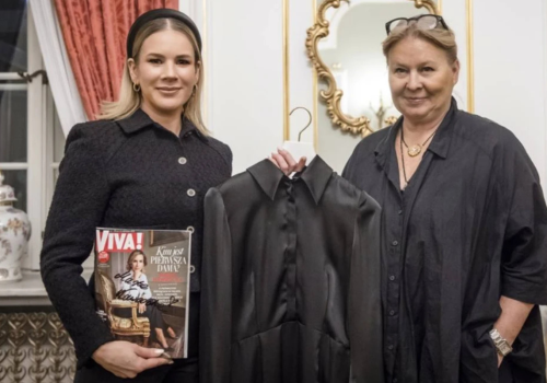 Pierwsza Dama wspiera aukcję Dody i Sarapaty. Przekazała wyjątkową pamiątkę