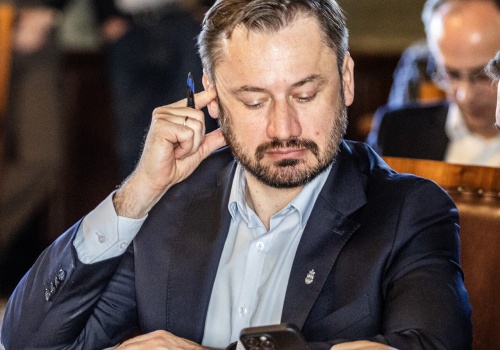 Zagraniczne „lajki” pod postami prezydenta. W tle umowa miasta z Metą na 10 tys. zł