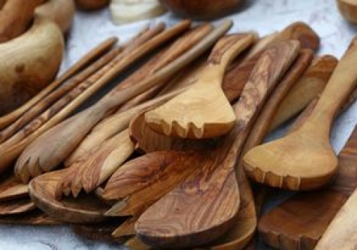 Wielu nie ma świadomości, że te kuchenne przybory są niebezpieczne dla zdrowia. Sprawdź, czy masz je w domu