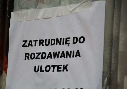 Jak to zwykle za Tuska - bezrobocie rośnie, a pracy nie ma albo się nie opłaca. Alarmujące dane od ekspertów
