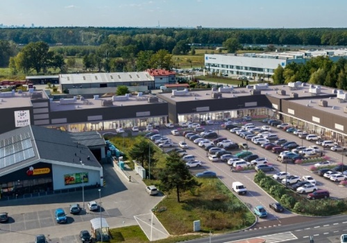 Nowy park handlowy rośnie pod Warszawą. Wiadomo, kiedy otwarcie