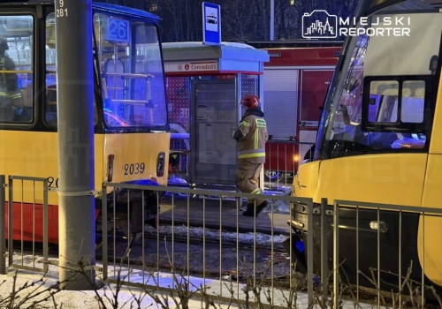 Zderzenie tramwajów na Bielanach. Jeden wagon wykolejony, wielu poszkodowanych