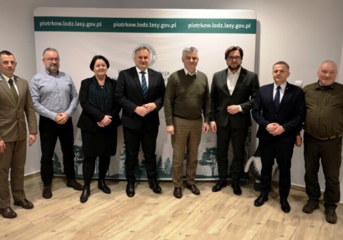 Samorządowcy i leśnicy rozmawiali w Kole na temat budowy ścieżek rowerowych