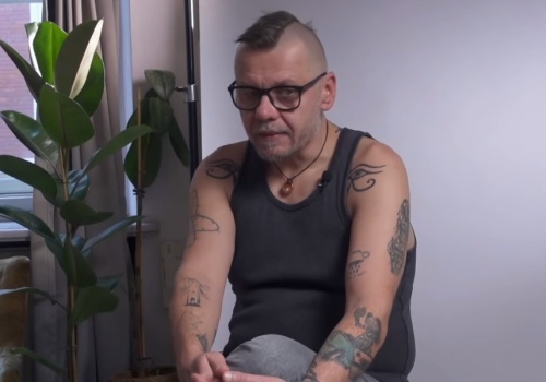 Artur Rawicz skończył 50 lat: guz, zaręczyny i nowa praca