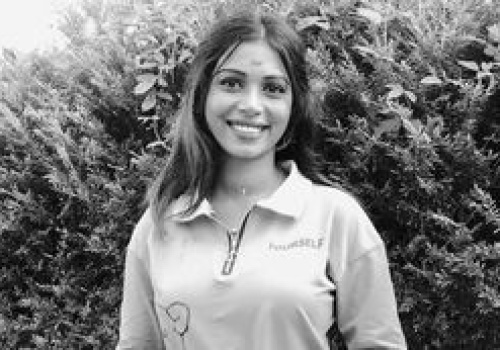 Popularna tiktokerka z Indii odebrała sobie życie. Miała 24 lata i osierociła trzyletniego syna