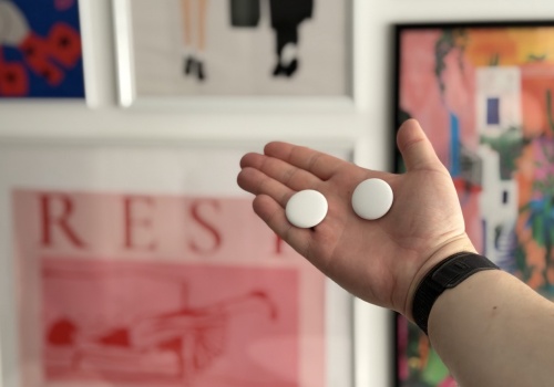 AirTag 2 kontra AirTag. Kupiłem nową wersję i wiem: nie opłaca się cebulić