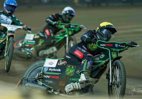 Żużel. ROW zawalczy o czołowe lokaty? Mocno wierzy w zespół!