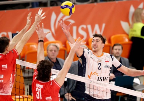 Porażka siatkarzy Jastrzębskiego Węgla w Pucharze CEV. Fatalna sytuacja przed rewanżem