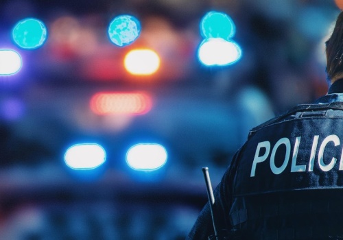 W szkole nagle rozległy się strzały.  10 osób nie żyje, kilkadziesiąt jest rannych