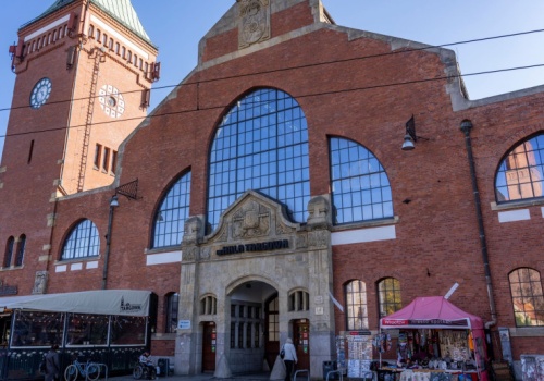 Wrocławska Hala Targowa do rewitalizacji. Czy powtórzy drogę warszawskich Koszyków?