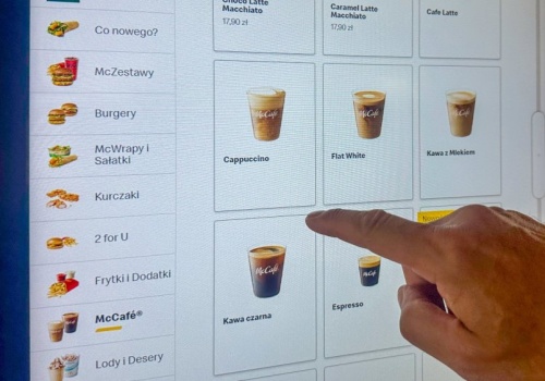 Kasy samoobsługowe stosują sprytny trik. Przez niego wydajemy więcej pieniędzy