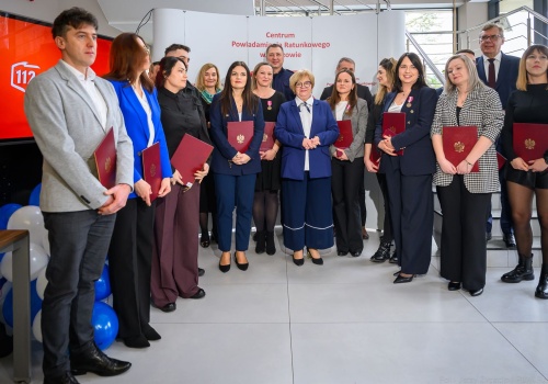 „112” to nie infolinia –  6 na 10 połączeń nie wymaga interwencji