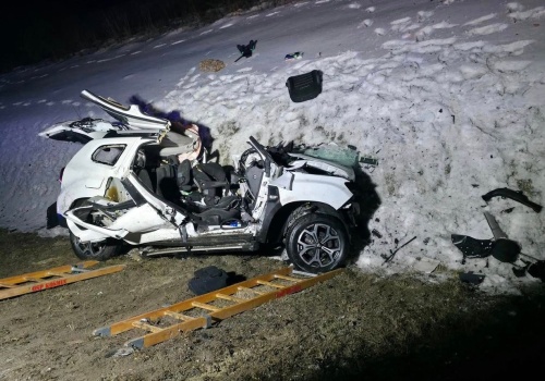 Tragiczny wypadek na drodze krajowej. Dwie osoby zginęły na miejscu, jedna trafiła do szpitala