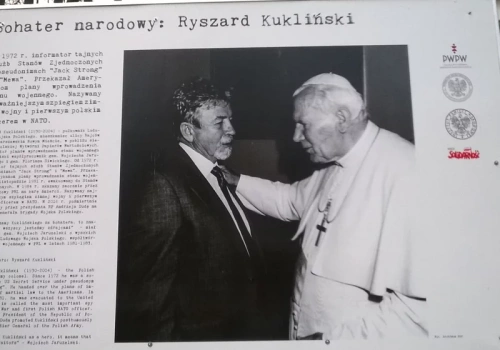 Za bunt zapłacił bardzo wiele. Życie najsłynniejszego szpiega