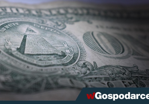 W oczekiwaniu na dane z rynku pracy