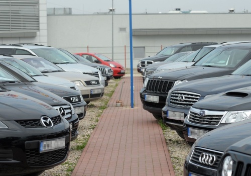 Fachowcy przyjrzeli się importowanym autom. Złapali się za głowy