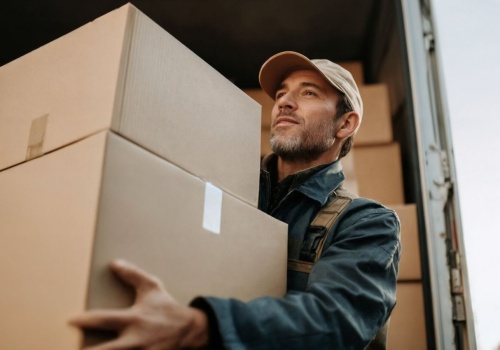 Reklamy obiecują wysokie stawki. Prawda o zarobkach kurierów wygląda tak