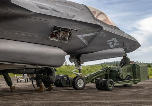 USA odbierają F-35 bez nowych radarów AN/APG-85