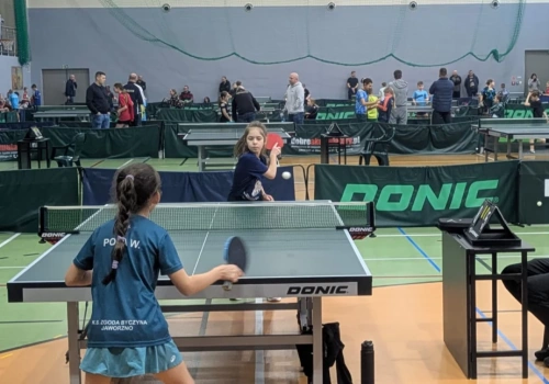 Sukces tenisistów stołowych KS Zgoda Byczyna w wojewódzkim turnieju