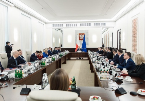 Przed RBN – „to nie pole politycznej gry”. Tusk: Polska nie wejdzie do Rady Pokoju