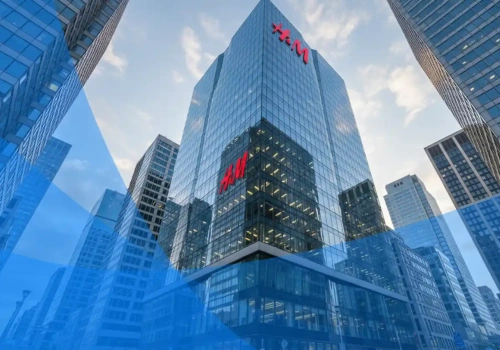 Związki zawodowe kwestionują legalność masowych zwolnień w call center H&M w Maastricht