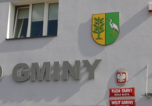 Pomysł na komunikację w Białych Błotach budzi kontrowersje, ale w Polsce nie jest niczym nowym