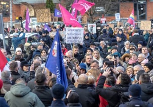 Martwe płody, Hitler i blokowanie wejścia. Czy miasto może zakazać Kai Godek protestu na Zaspie?