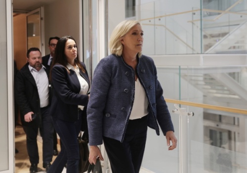 Marine Le Pen, liderka francuskiej skrajnej prawicy, czeka na wyrok, który może zdecydować o jej politycznej przyszłości