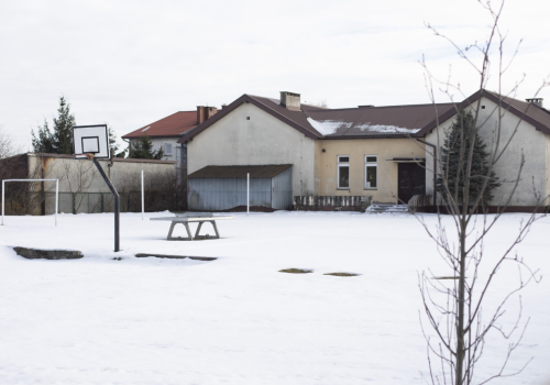 Nowe wielofunkcyjne boisko przy ul. Kierzkowskiej. Miasto ogłosiło przetarg