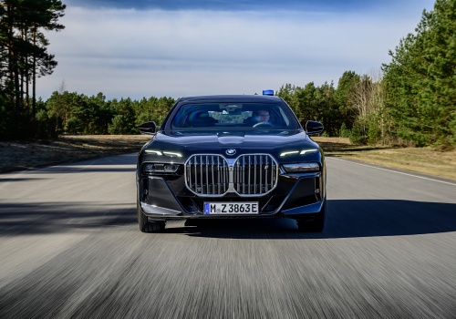 Fortece na kołach: najlepsze fabrycznie opancerzone samochody dla VIP-ów