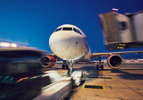 Kuba zakazała sprzedaży paliwa lotniczego, Rosja ewakuuje turystów