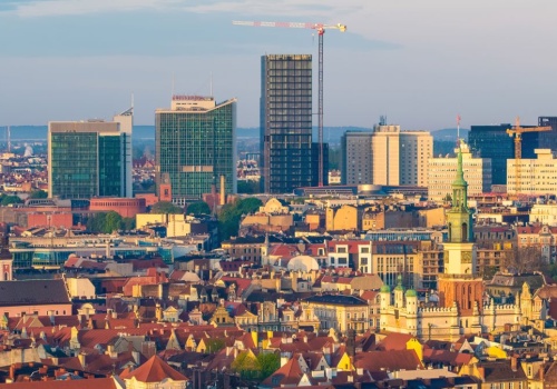 Polska wyjątkowo szybko rośnie. Wyróżniamy się nie tylko na tle UE, ale również regionu