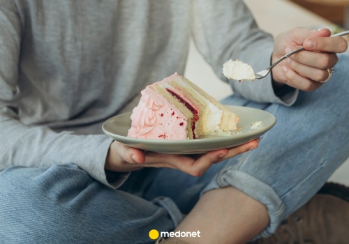 Ciągła ochota na słodycze? Sprawdź, co mówi o twoim organizmie