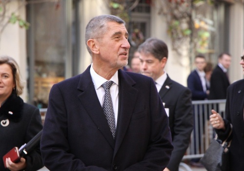 Czechy uderzają w ETS. Premier mówi o utracie przemysłu