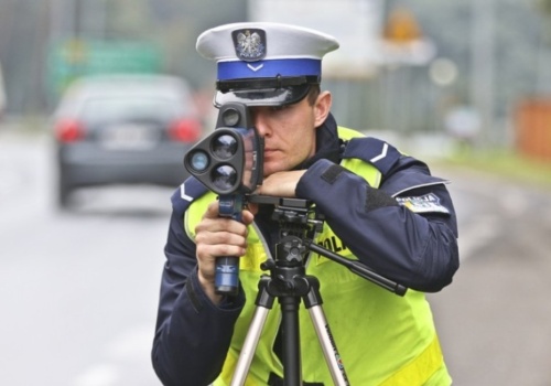 17 km/h za szybko i kara więzienia dla kierowcy. Nowe prawo w Polsce już działa