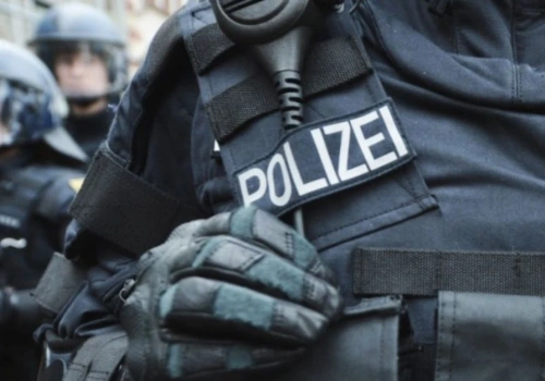 Alarm w szkole w Niemczech. Uczniowie ewakuowani pod nadzorem uzbrojonych funkcjonariuszy