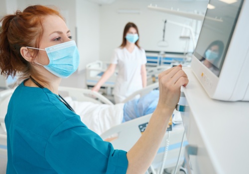 Było 82 zł, będzie więcej. Rośnie składka na samorząd pielęgniarek i położnych