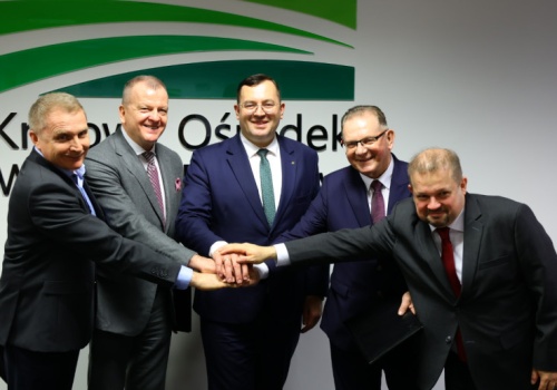 Ta umowa między KOWR a ORLEN wyznacza nowe kierunki rozwoju polskiego rolnictwa