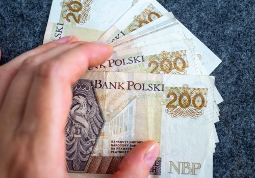 Stabilna praca za 15 tys. zł brutto czeka. Oprócz wysokich pensji dostaniesz pakiet benefitów