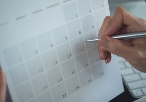 Święta w sobotę w 2026 roku dają dodatkowe dni wolne. Kiedy pracownik można je odebrać?