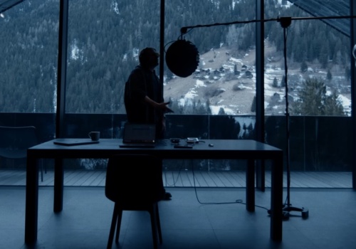 Gzuior „Przy sonecie – raper znów zamulony, a do tego mroczny