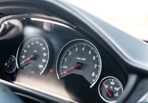 Szokujące zderzenie z udziałem BMW. Skończyłoby się na mandacie, gdyby nie film