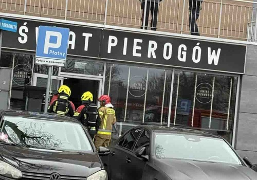 Zielona Góra. Pożar w pierogarni, na miejscu straż pożarna (ZDJĘCIA)