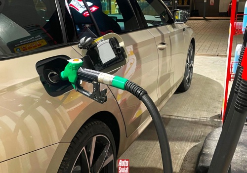 Są nowe prognozy cen paliw w Polsce. Jeśli nie tankujesz LPG, będziesz zadowolony