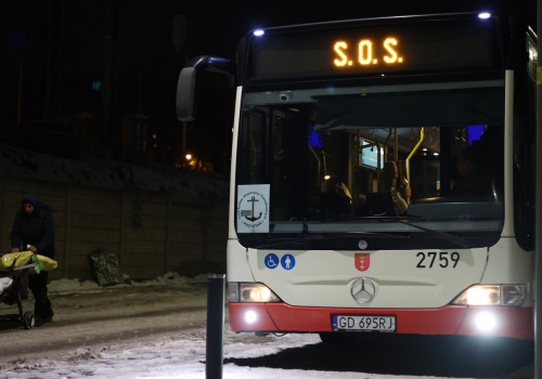 Nadciągają mrozy. Autobus SOS w Gdańsku zmienia godziny kursowania