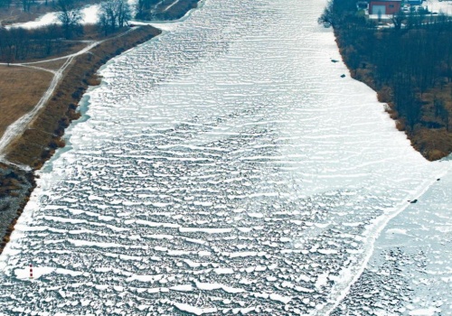 Wydali wszystko na czołgi, nie starczyło na most. Mieszkańcy Jakucka o niego błagają