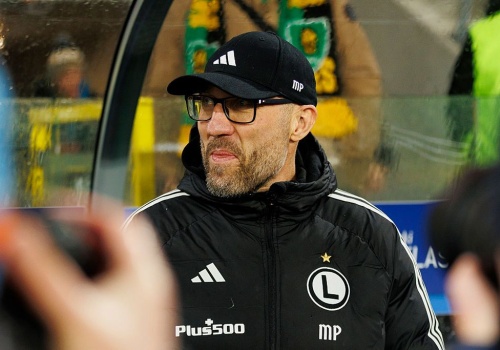 Papszun: Droga jest ciernista, ale nie poddajemy się